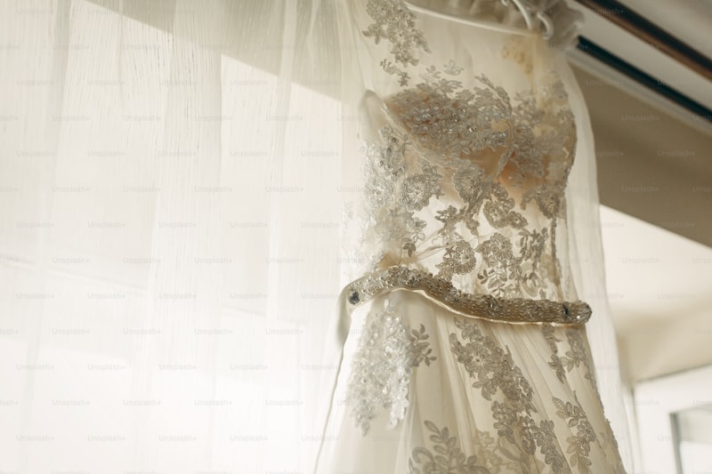 Discover the Allure of Eye-Catching Bridal Components for Your Perfect Wedding