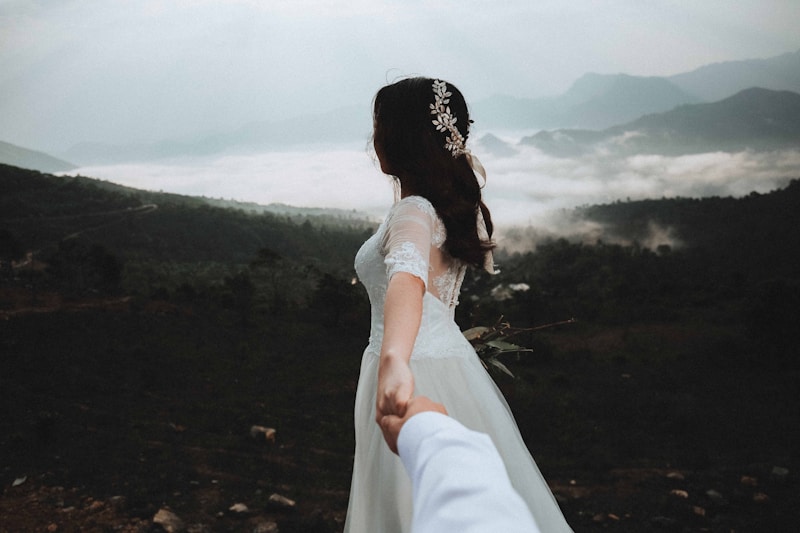 Creative and Romantic Veil Photography Ideas for Unforgettable Memories