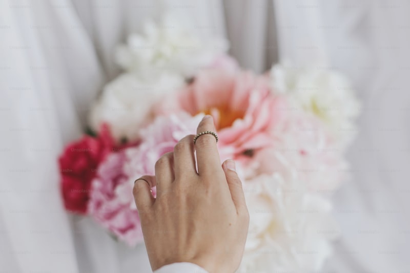 Whimsical Finger Decorations for Weddings: Unique Ideas to Enhance Your Special Day