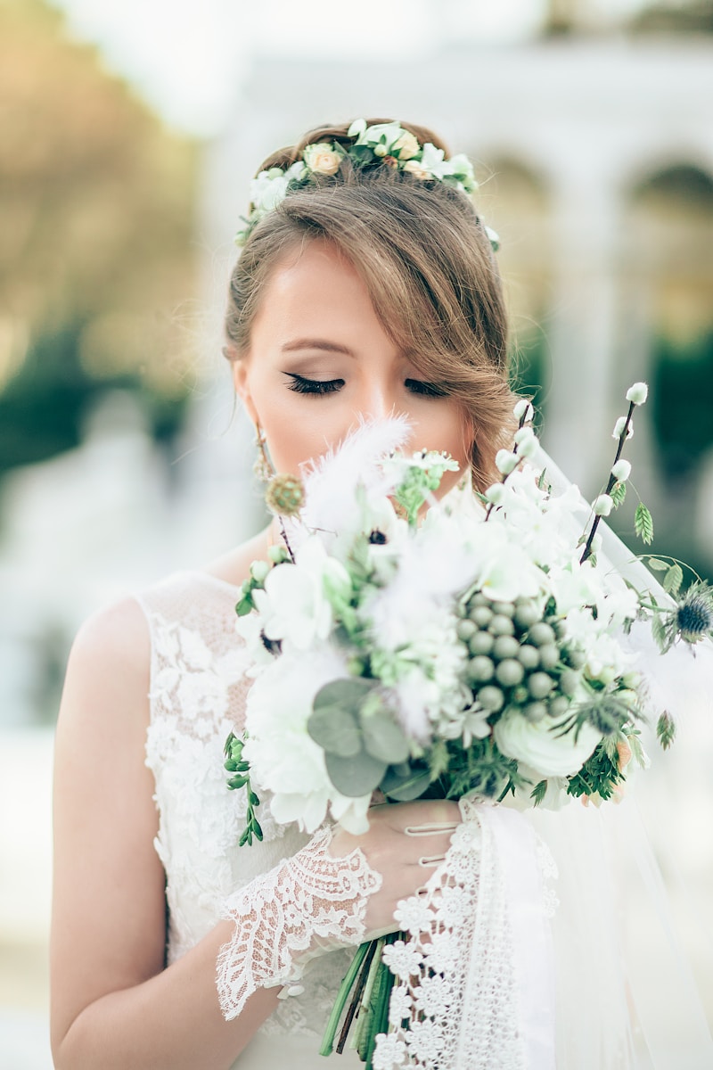 Luxurious Lace in Bridal Dressmaking: The Key to Stunning Wedding Gowns