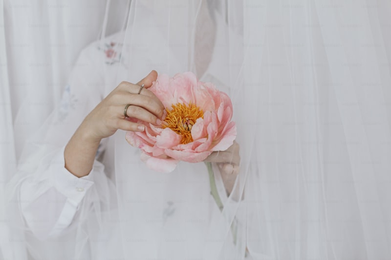 The Significance of Bridal Veils: A Timeless Symbol of Love and Tradition