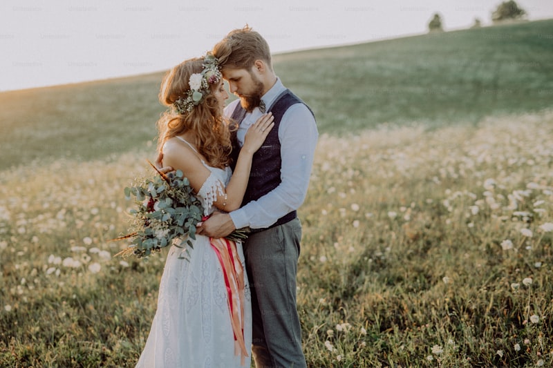 Exploring Romantic Folklore in Weddings: Traditions and Their Meaning