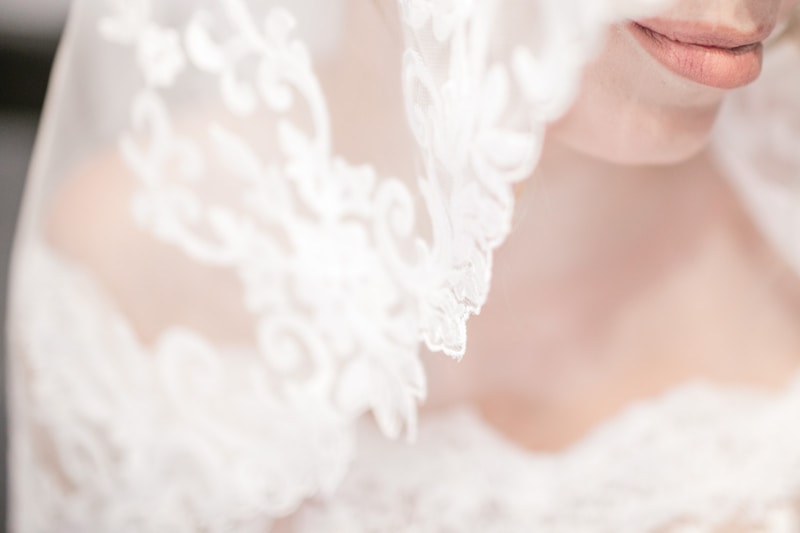 Lace Garters for Weddings: The Perfect Touch of Elegance