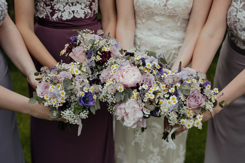 Stylish Beaded Purses for Bridesmaids: The Perfect Accessory for a Flawless Wedding