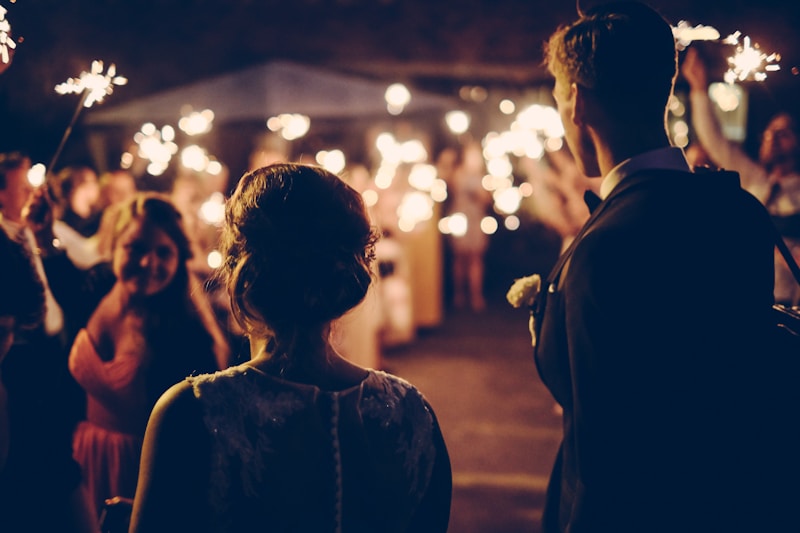 Embracing the Charm of Small Weddings: A Comprehensive Guide