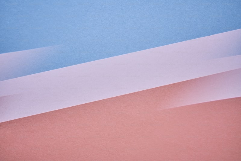 Exploring the Allure of Romantic Color Gradients in Design