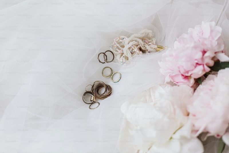 Sustainable and Eco-Friendly Wedding Accessories: The Ultimate Guide for Your Green Wedding