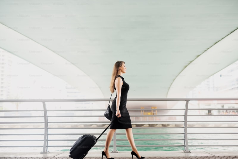 Ultimate Guide to Lightweight Dresses for Travel: Comfort Meets Style