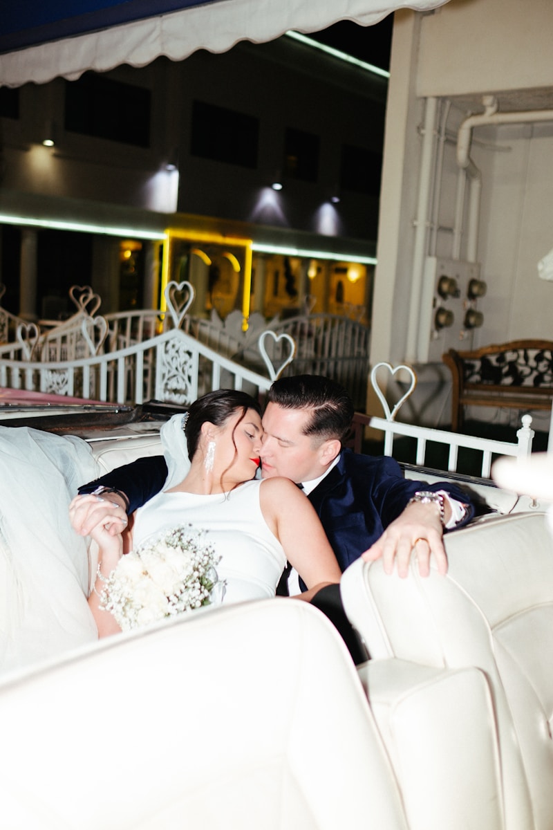 Candid Elopement Moments: Capturing the Perfect Intimacy on Your Special Day