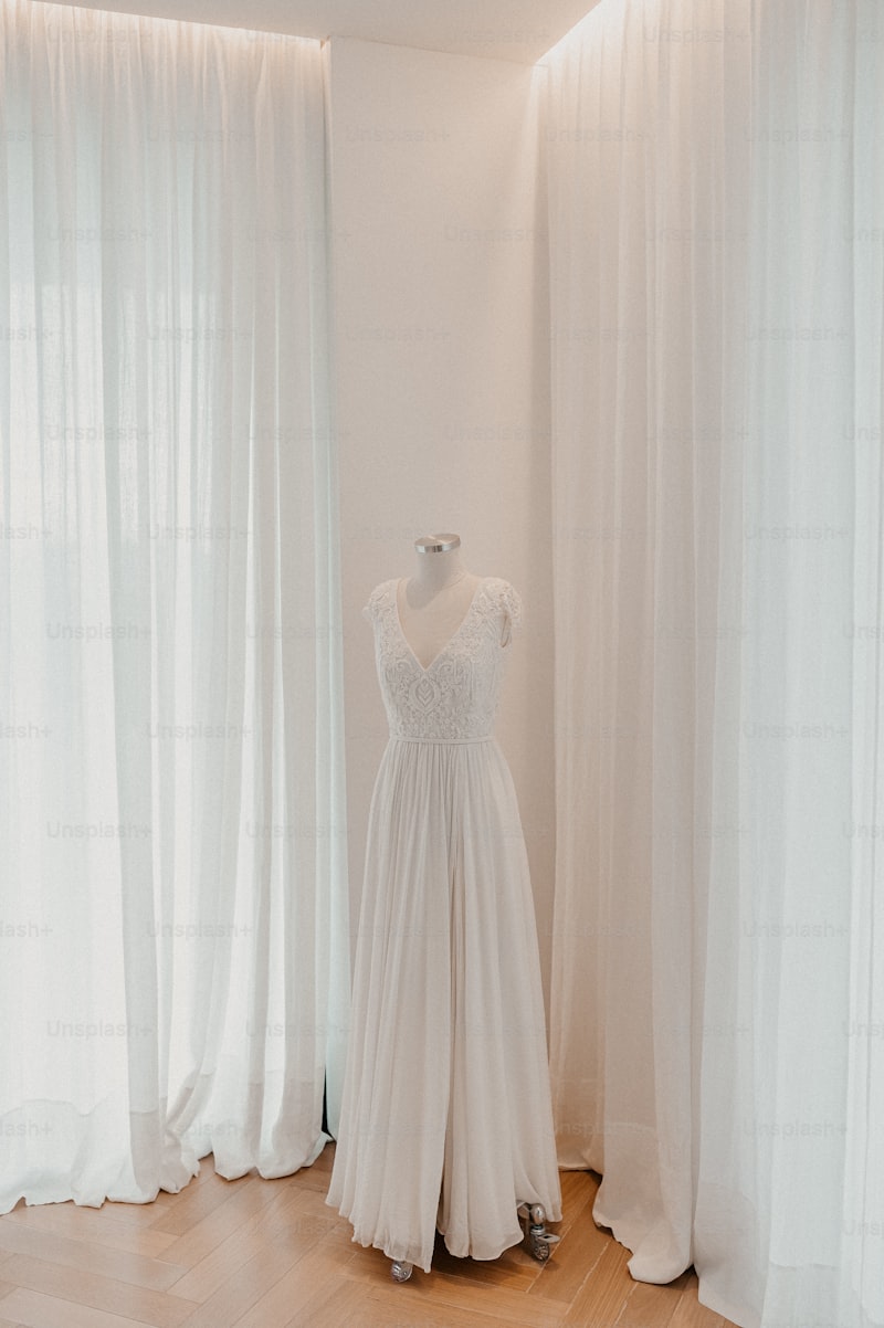 Streamlined Wedding Dress Designs: Embracing Elegance and Minimalism