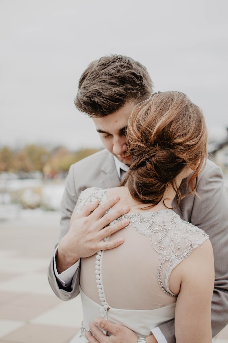 Meteorite Wedding Band Set: A Unique Symbol of Eternal Love