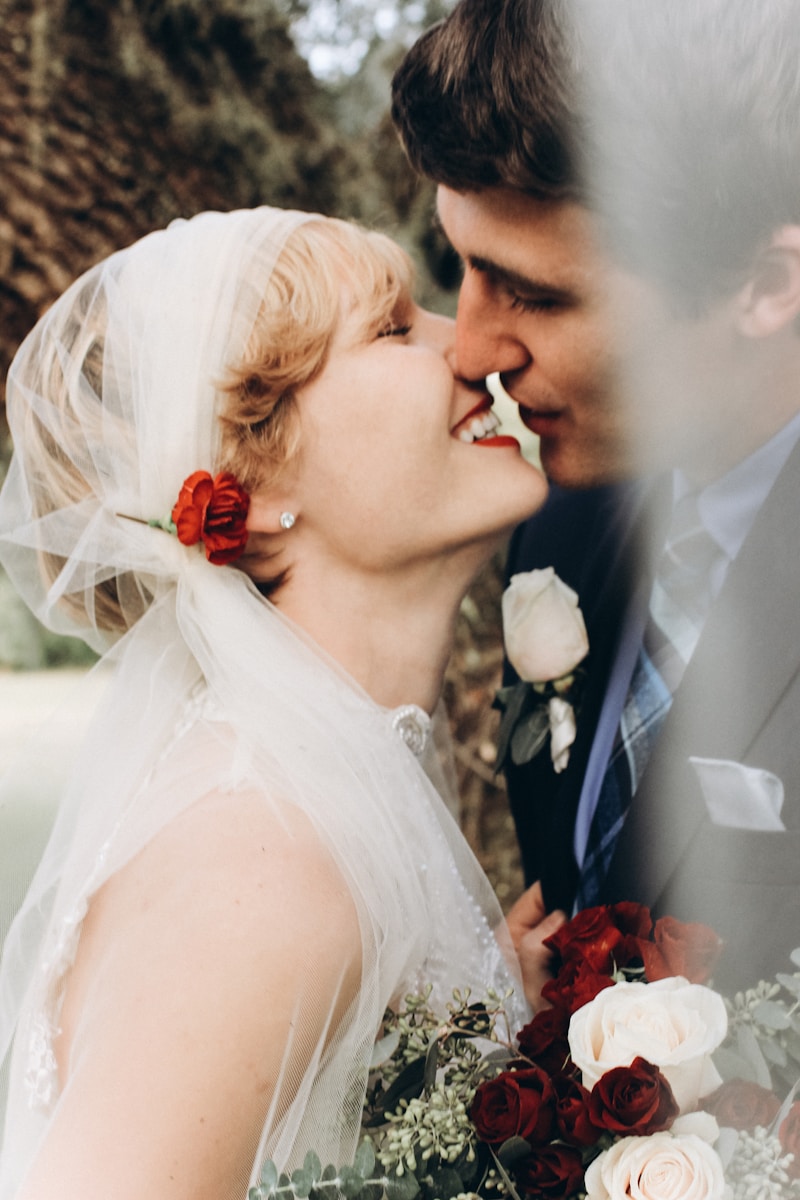 Elegant Veil Designs for the Modern Bride