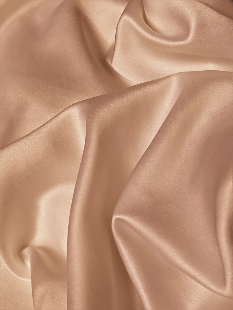 Exploring Classic Silk Alternatives: Luxurious Fabrics for the Modern World