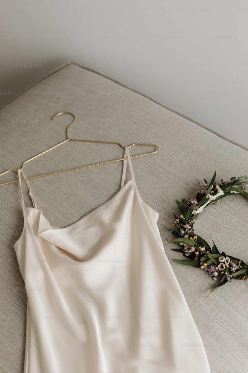 Embrace Elegance: Eco-Friendly Minimalist Wedding Gowns for the Modern Bride