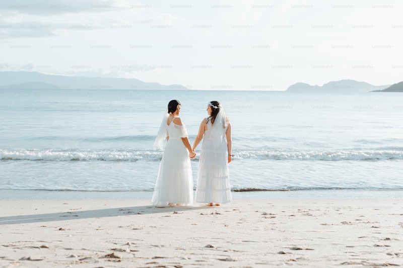 Finding the Perfect Beach Wedding Gowns: A Comprehensive Guide