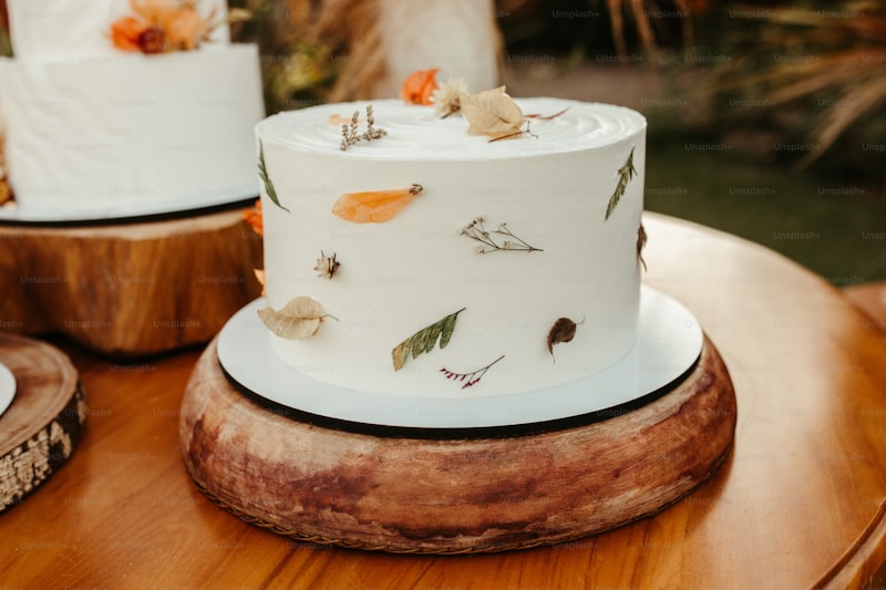 Couture Wedding Cakes for Luxury Celebrations: A Taste of Elegance