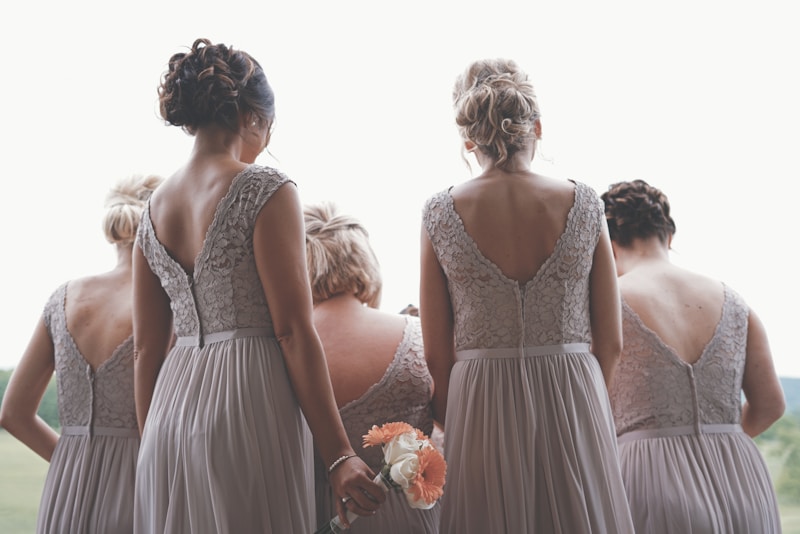 Bridal Style Choices: New vs. Vintage - A Comprehensive Guide for Today's Brides