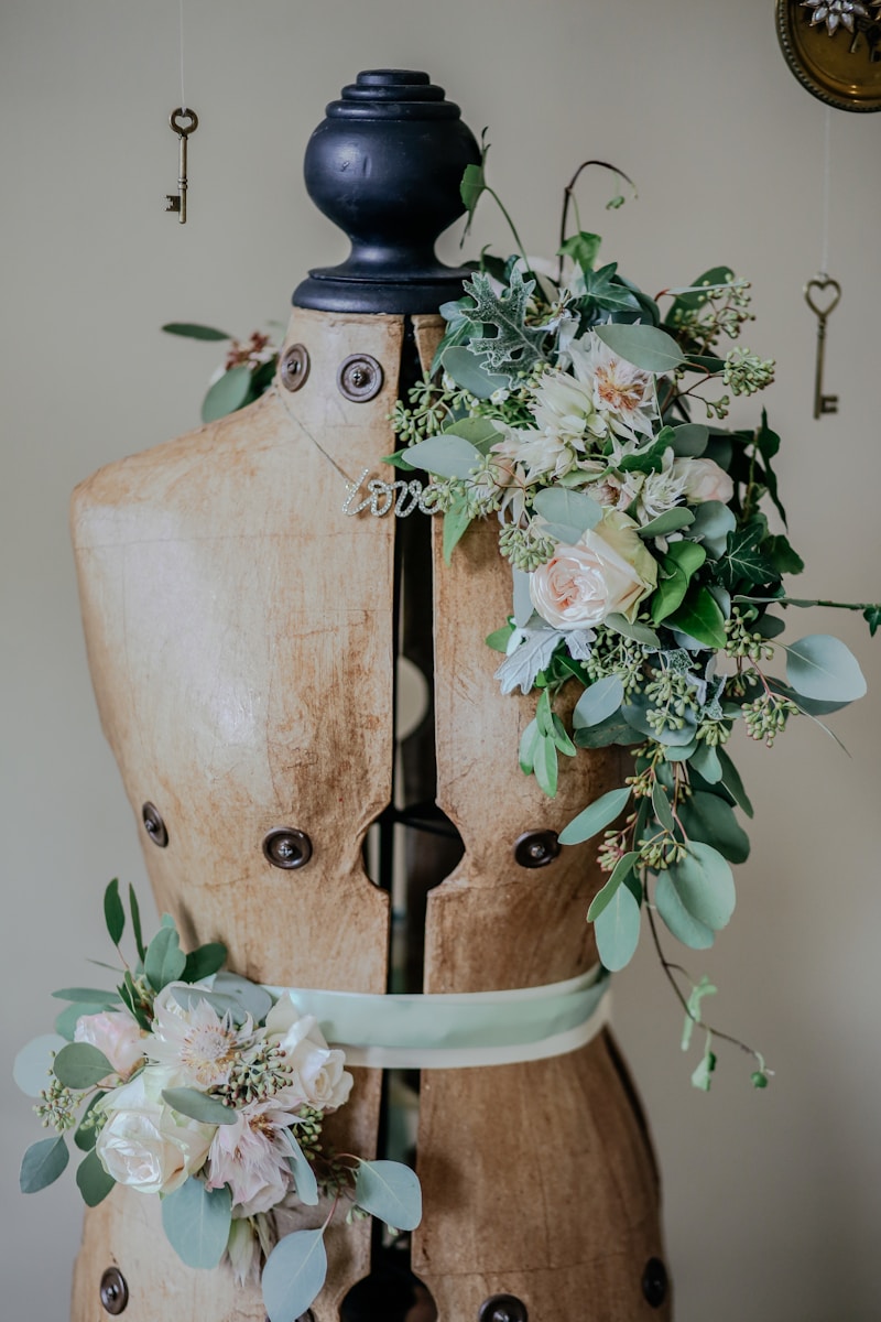 Sustainable Vintage Wedding Fashion: A Timeless Choice for Eco-Conscious Couples