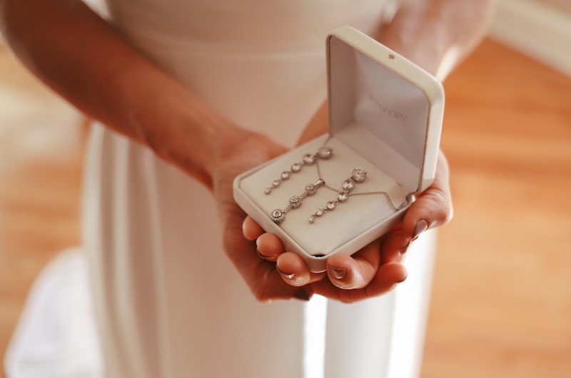 Discover the Magic of Timeless Wedding Accessories: Elevate Your Special Day