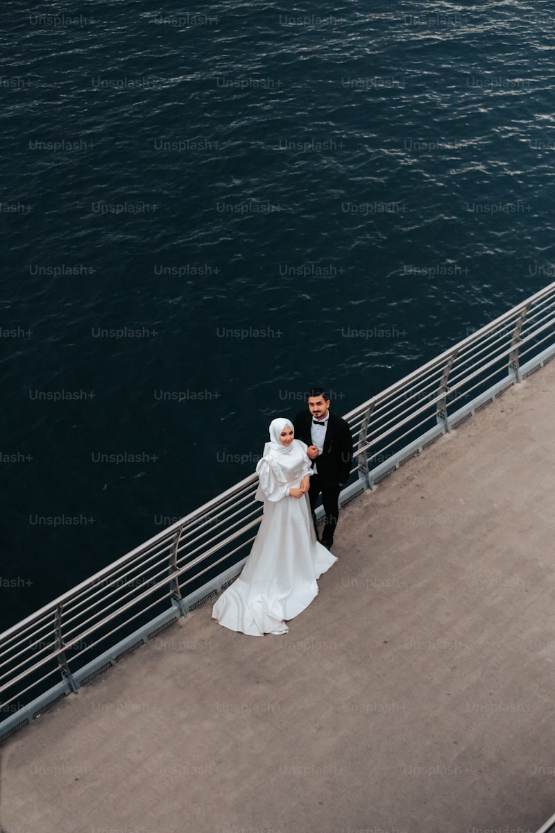 Crafting the Perfect Wedding Toast with an Ocean View