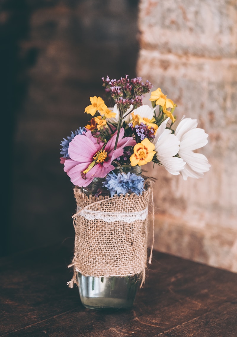 Burlap Sashes for Wedding Chairs: Elegant Touches to Enhance Your Wedding Decor