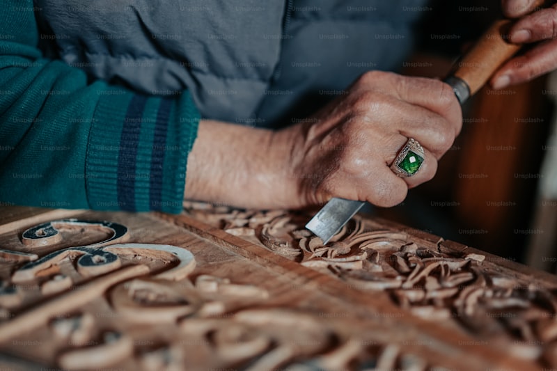 Exploring the World of Artisan Beaded Creations: A Journey into Craftsmanship and Creativity