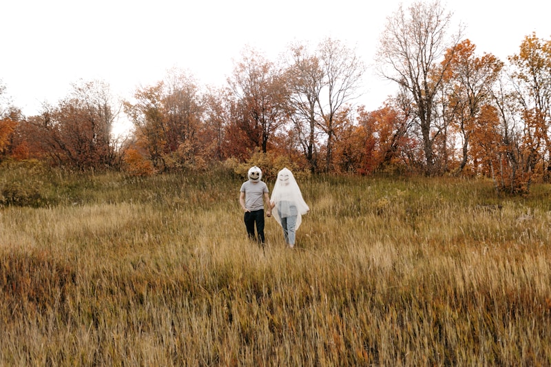 Discover the Allure of Charming Rustic Elopement Styles