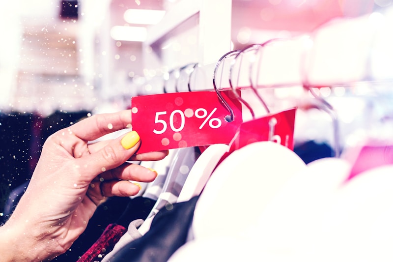 The Role of Discounts in Consumer Choices: Understanding the Psychological Triggers