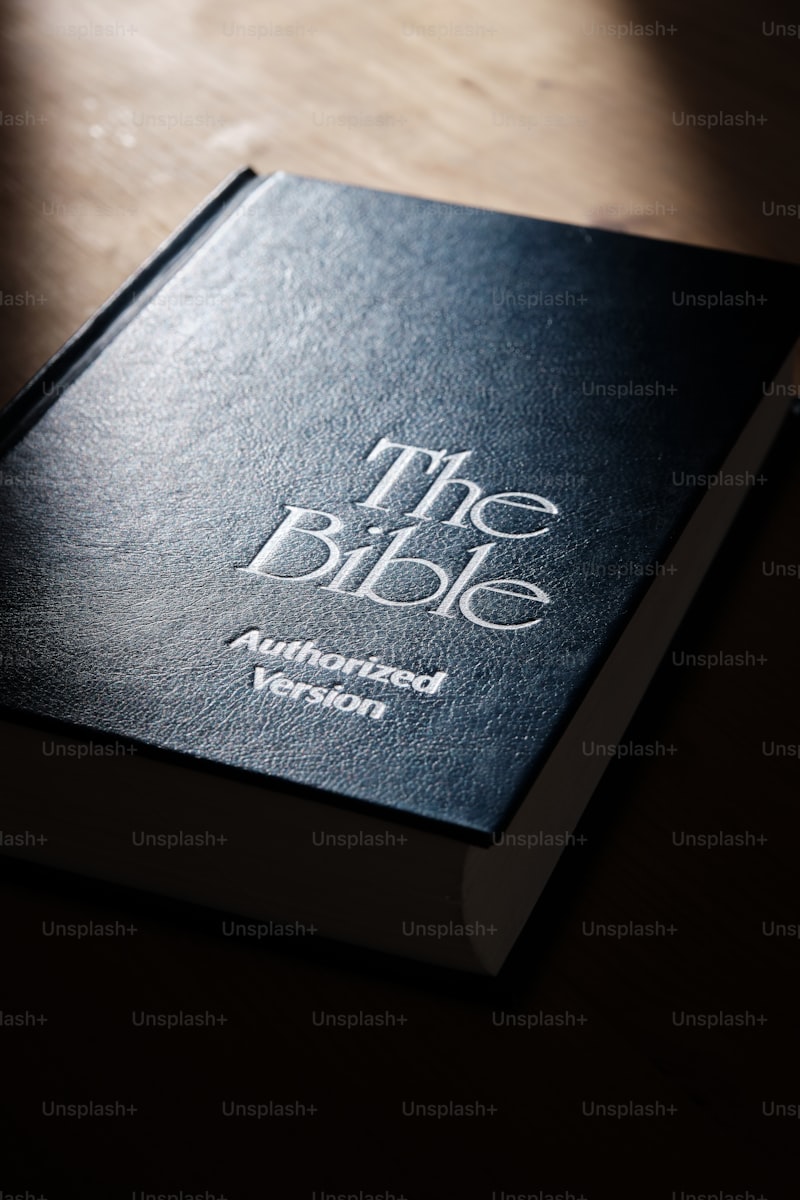 The Best Family Bible for a Wedding Gift: A Timeless Treasure