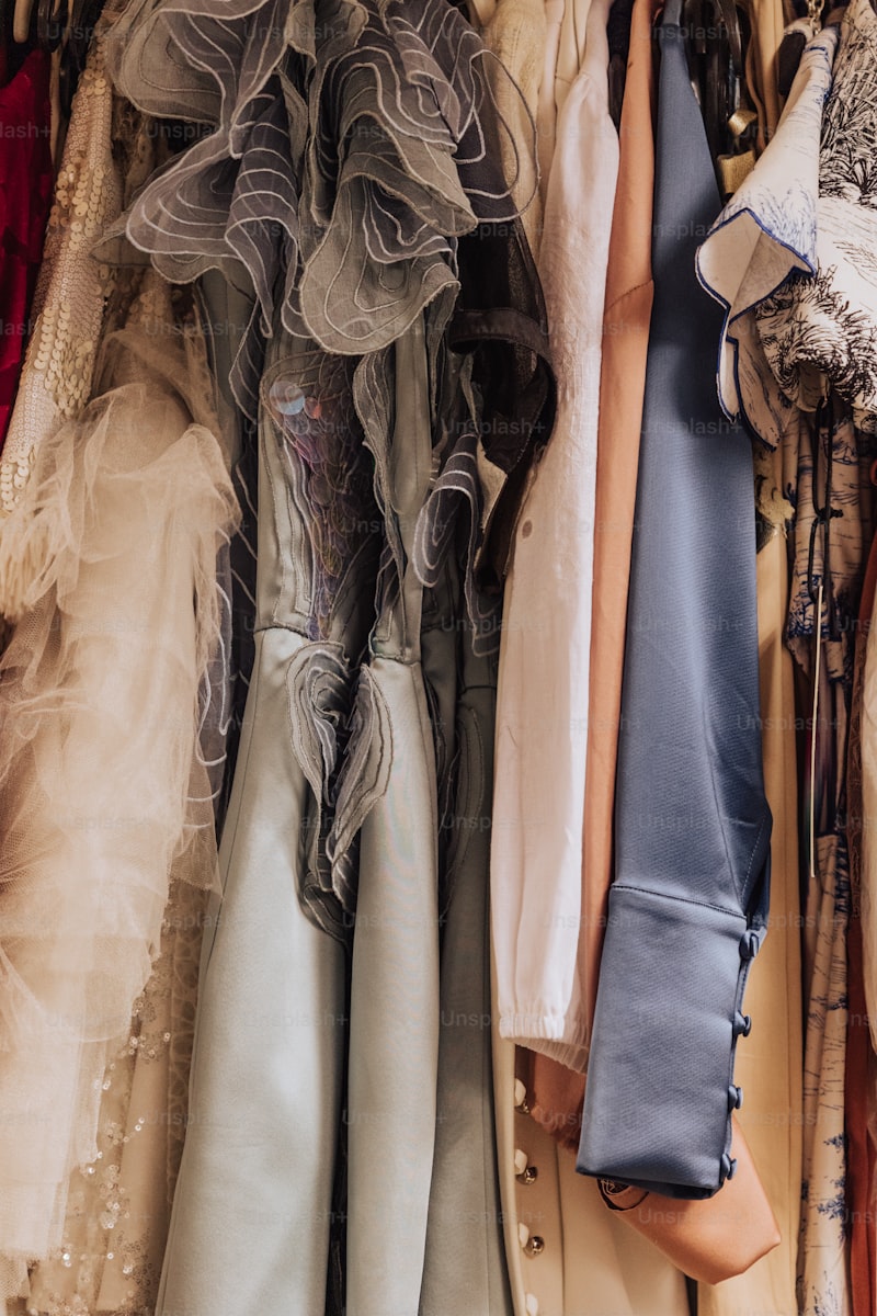 The Ultimate Guide to Vintage Wedding Dress Shopping: Tips, Trends, and Must-Know Secrets