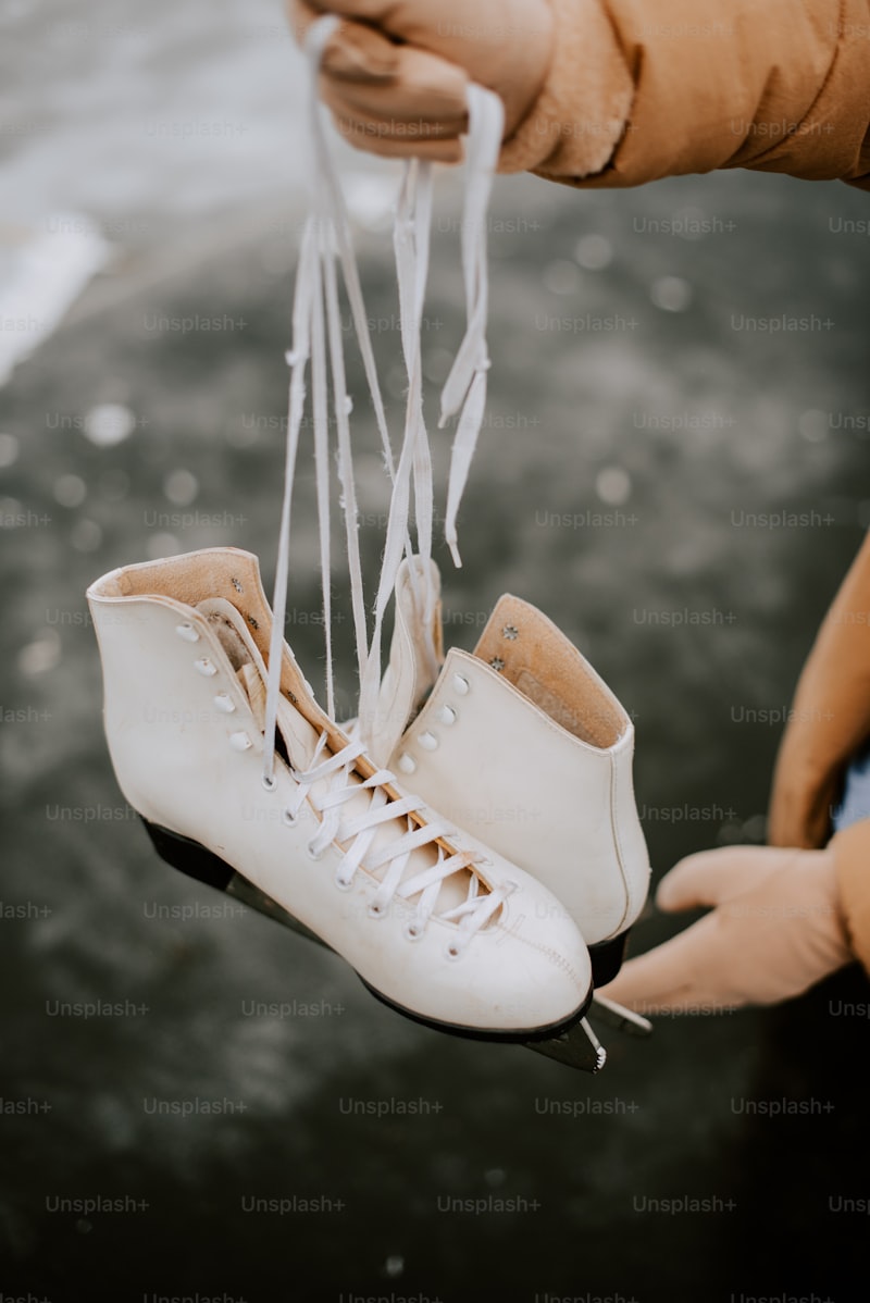 Sophisticated Wedges for Elegant Outdoor Weddings: The Ultimate Guide