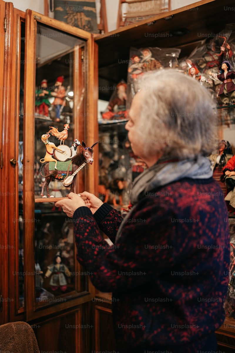 Exploring the Significance of Heirlooms and Antiques in Celebrations