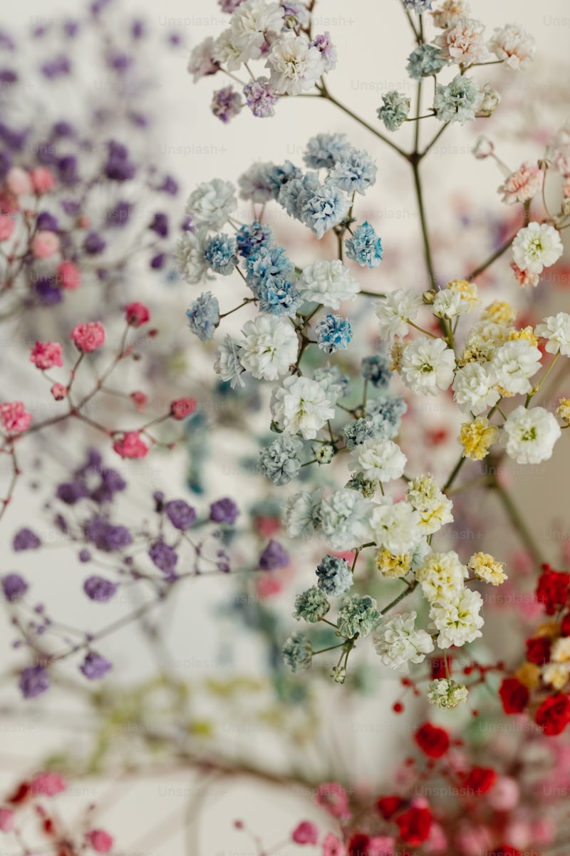 Unlocking the Beauty of Frosty Floral Designs: A Guide to Captivating Arrangements