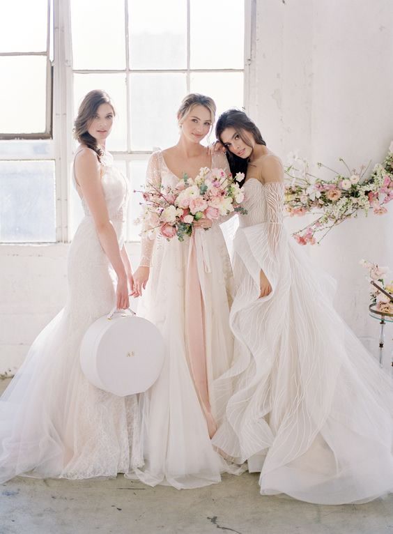 Embracing Minimalism: The Ultimate Guide to Minimalist Themed Bridal Looks