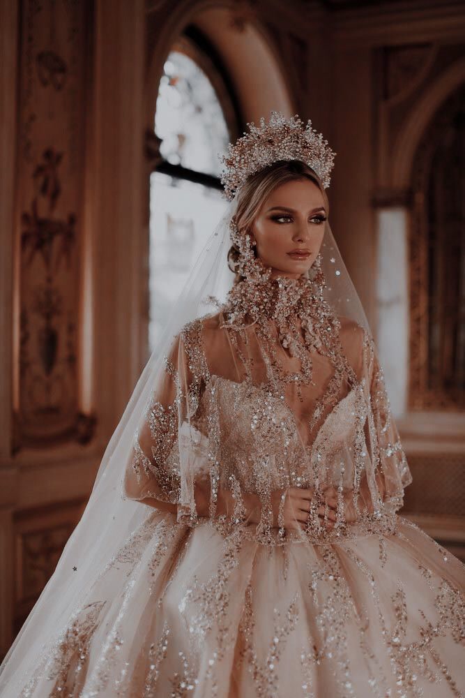 Victorian Inspired Bridal Fashion: Embrace Timeless Elegance