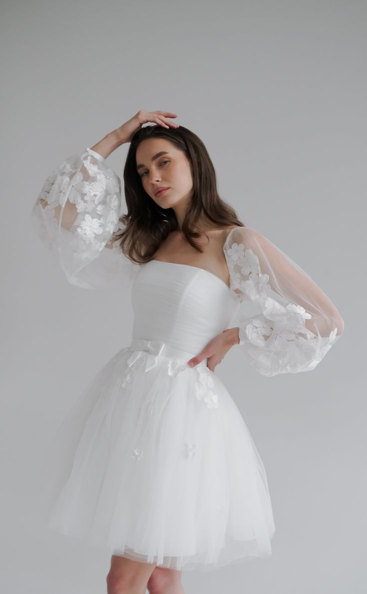 Charming Fall Wedding Dress Styles: Embrace the Elegance of Autumn